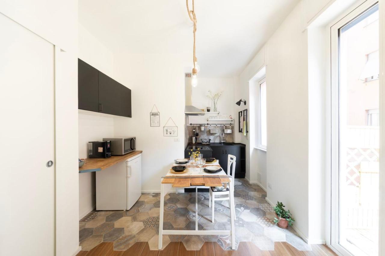 Happy Travelers Apartment By Holiday Solutions Como Bagian luar foto