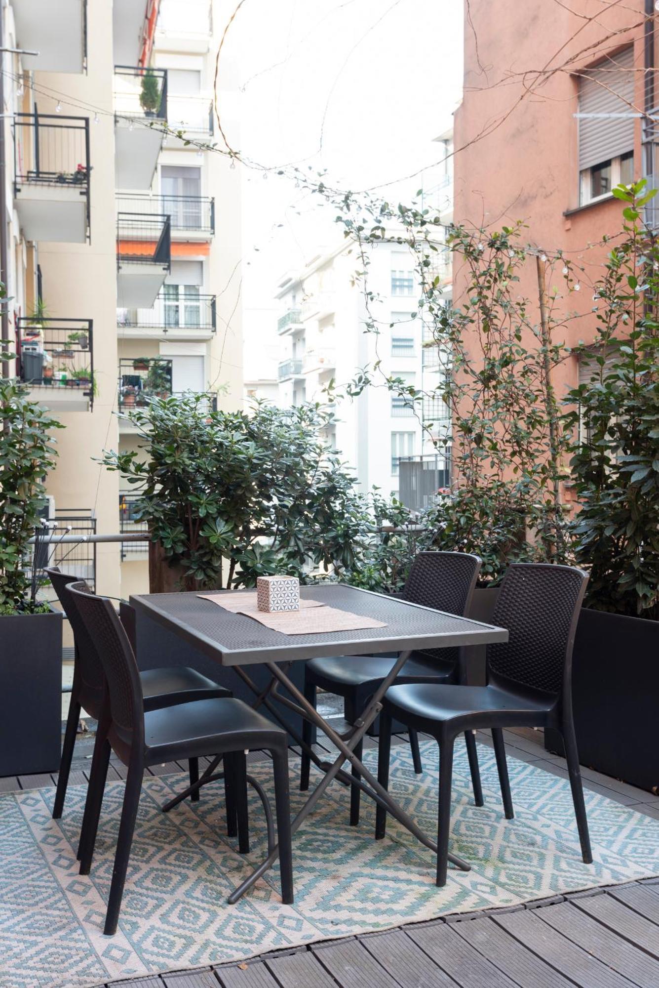 Happy Travelers Apartment By Holiday Solutions Como Bagian luar foto
